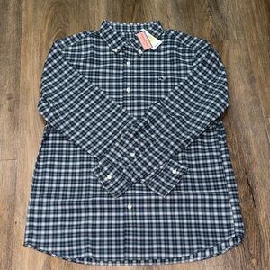 NWT Men’s Vineyard Vine’s  Plaid Performance Long Sleeve Button Down